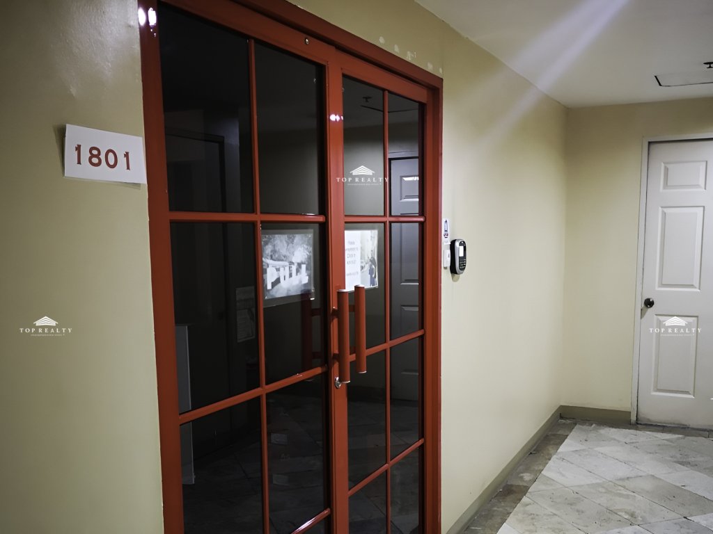 AIC Burgundy Empire Tower Office Space for Rent