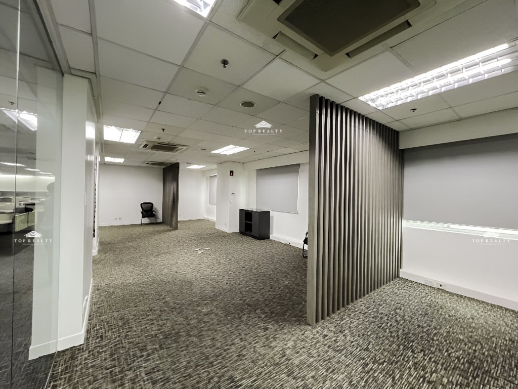 Mandaluyong City Office Space for Rent 7