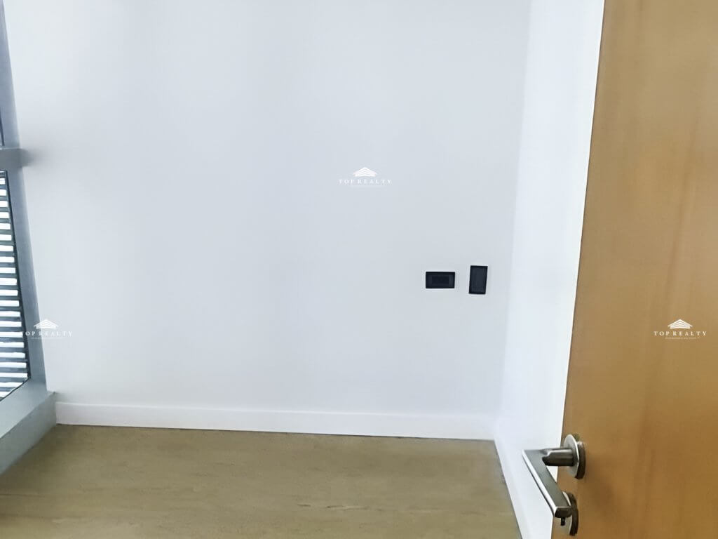 The Seasons Residences Condo for Rent 3