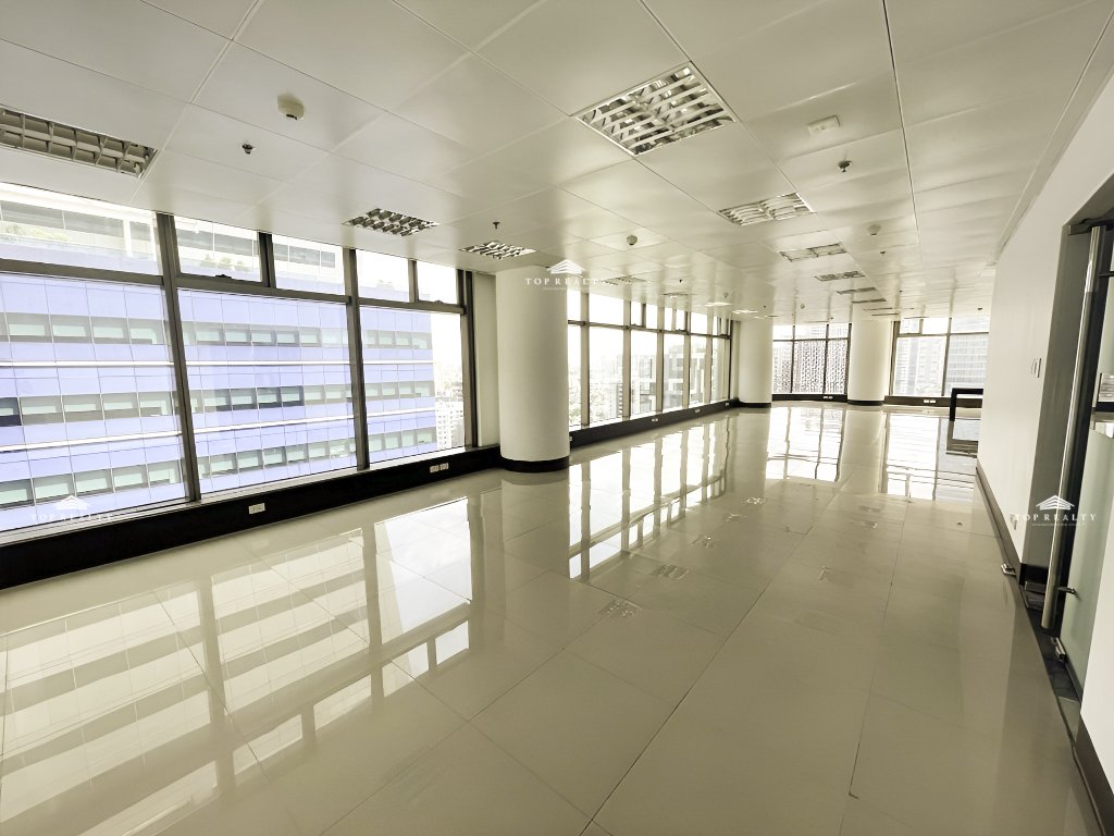 Office Space in BGC 2