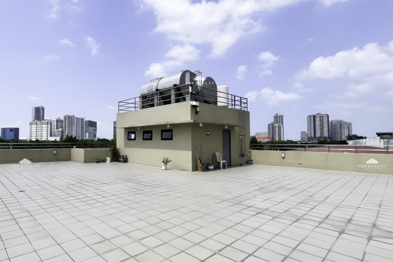 2080 Sqm. Whole Commercial  Building for Rent in Makati 12