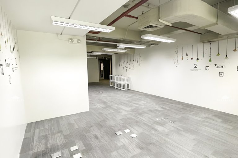 2080 Sqm. Whole Commercial  Building for Rent in Makati 4