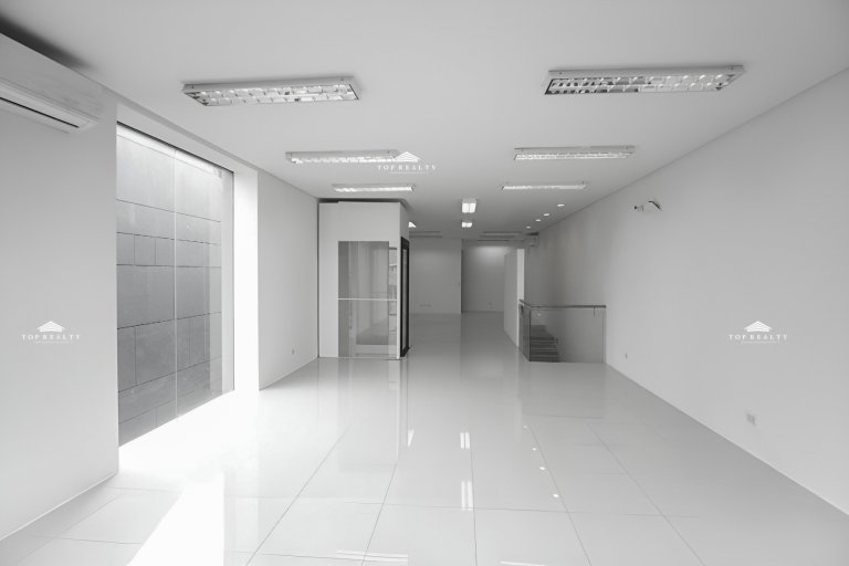 Quezon City Commercial Building for Rent 1