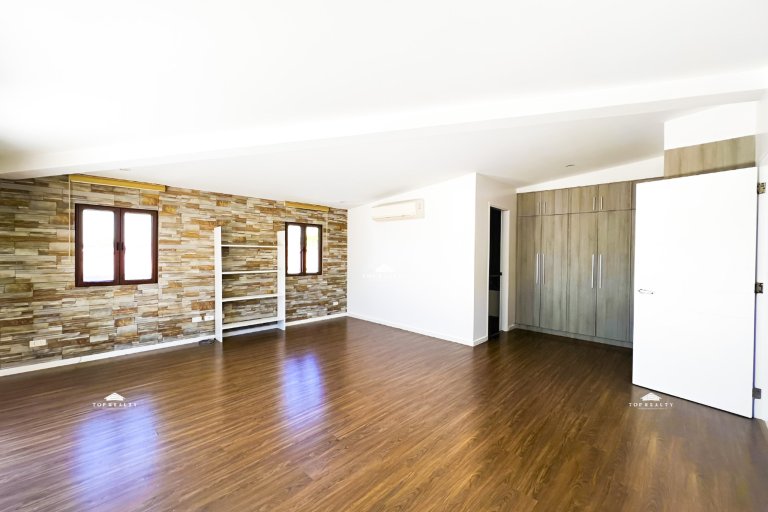 Ayala Alabang Village House for Rent 7