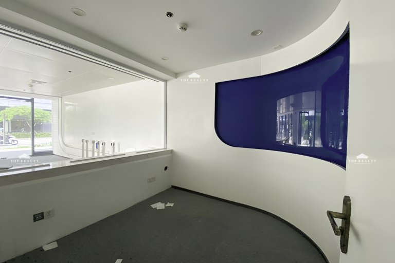 Commercial Space in Paranaque 7