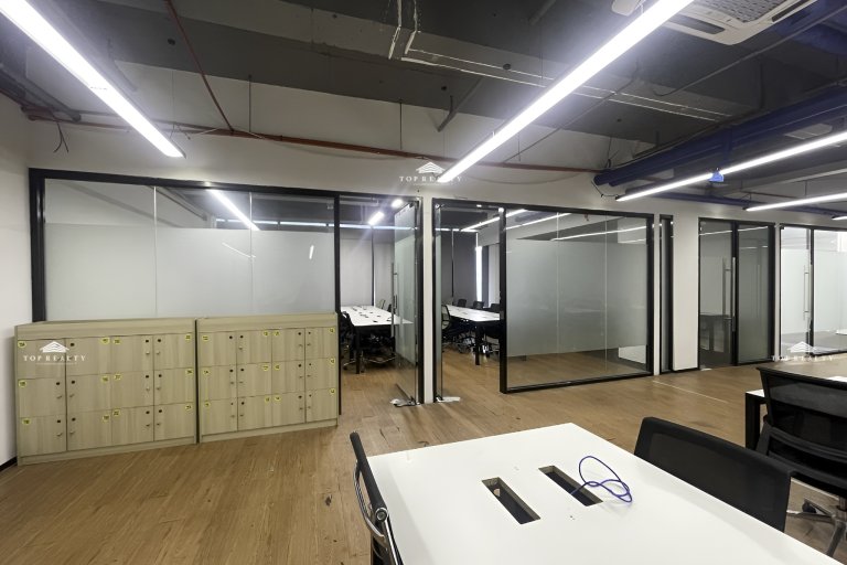 Office Space in Paranaque 1