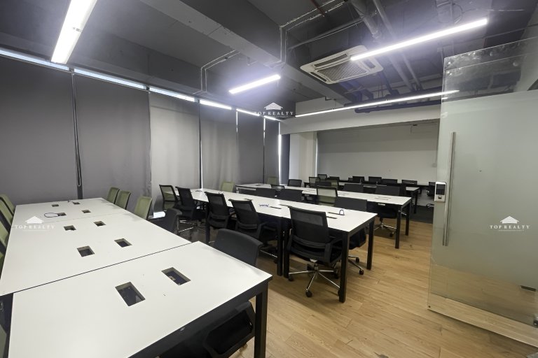 Office Space in Paranaque 3