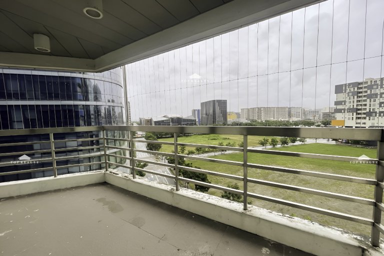 Office Space in Paranaque 6