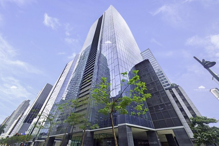 Office for Lease in Park Corporate Plaza 1