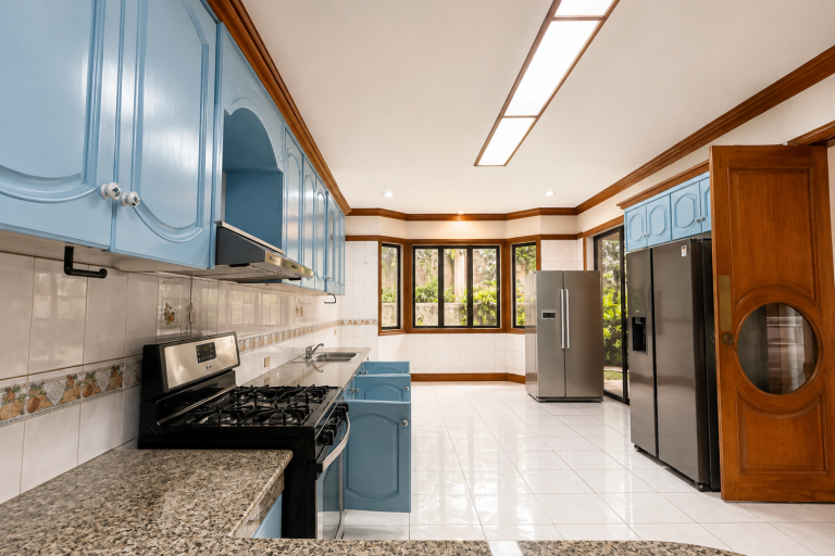 Pasig City Valle Verde 4 House for Rent 5 Bedroom 5BR 5