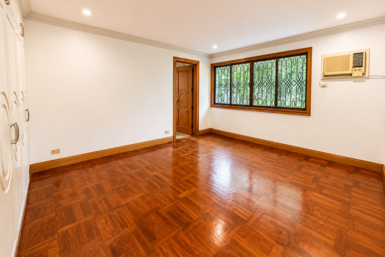 Pasig City Valle Verde 4 House for Rent 5 Bedroom 5BR 9