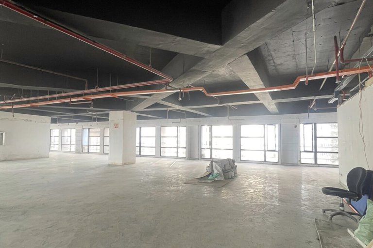 SUN PLAZA BLDG. WACK WACK MANDALUYONG CITY Office Space for Rent (2)