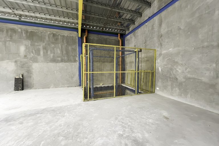 Upscales - Warehouse for Rent in taytay Rizal Near Highway 2000